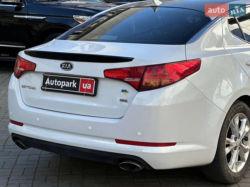 Седан Kia Optima 2012 в Одессе
