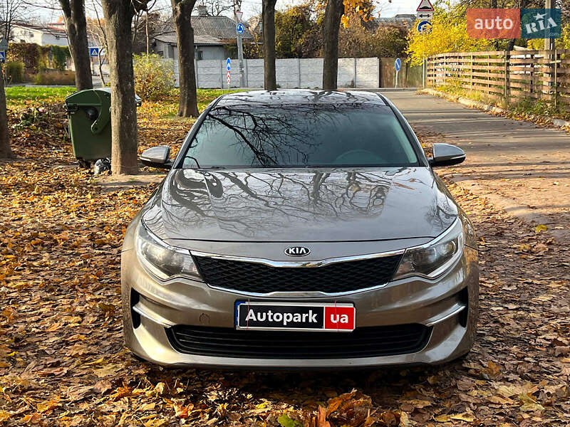 Седан Kia Optima 2017 в Киеве фото 2 Седан Kia Optima 2017 в Киеве