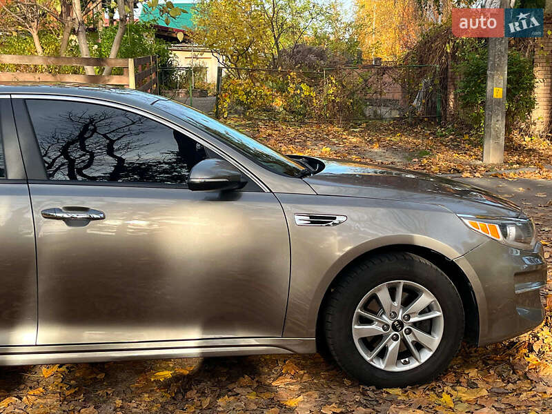 Седан Kia Optima 2017 в Киеве фото 14 Седан Kia Optima 2017 в Киеве
