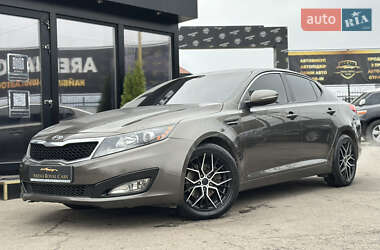 Седан Kia Optima 2012 в Харкові