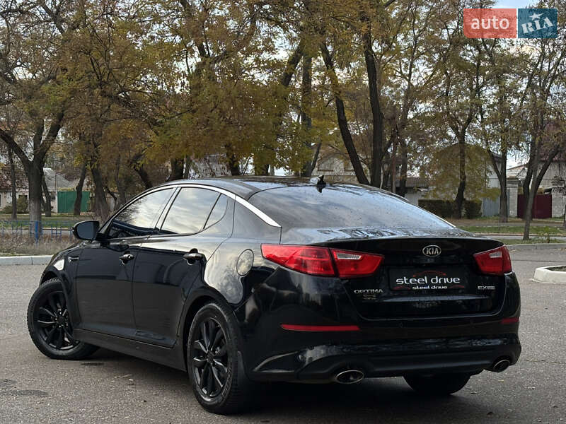 Седан Kia Optima 2013 в Николаеве