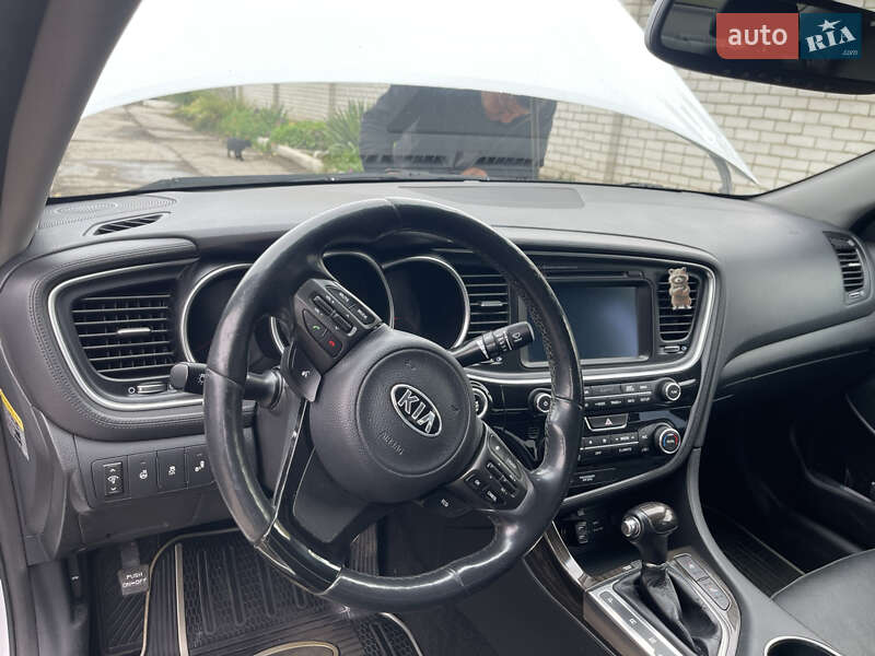 Седан Kia Optima 2015 в Харькове