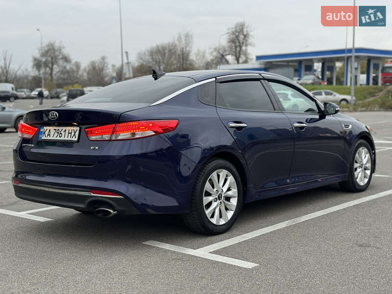 Седан Kia Optima 2017 в Киеве