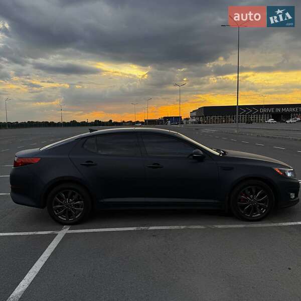 Седан Kia Optima 2015 в Дніпрі