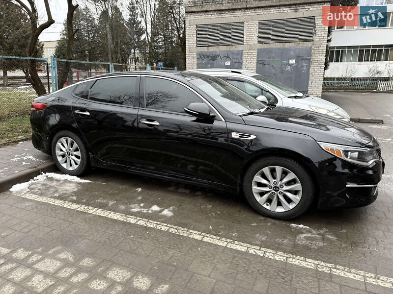 Седан Kia Optima 2016 в Харькове