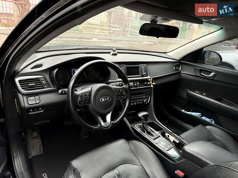 Седан Kia Optima 2016 в Харькове