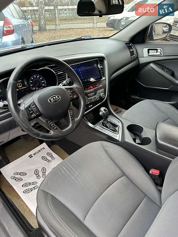 Седан Kia Optima 2013 в Смілі