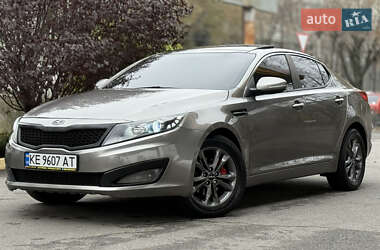 Седан Kia Optima 2012 в Дніпрі