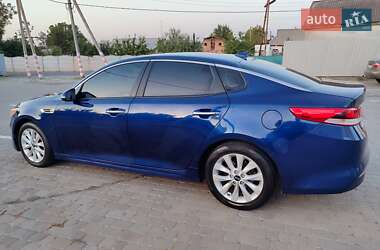 Седан Kia Optima 2016 в Кременчуге