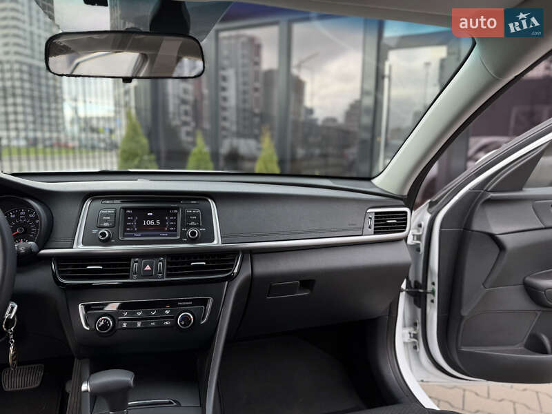 Седан Kia Optima 2016 в Киеве фото 22 Седан Kia Optima 2016 в Киеве