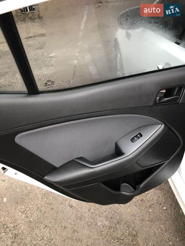 Седан Kia Optima 2015 в Полтаве