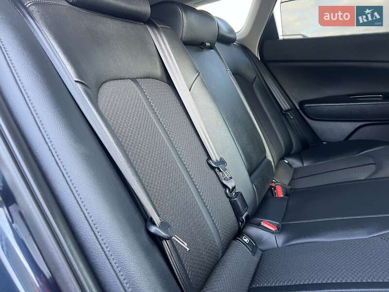 Седан Kia Optima 2018 в Житомире фото 23 Седан Kia Optima 2018 в Житомире