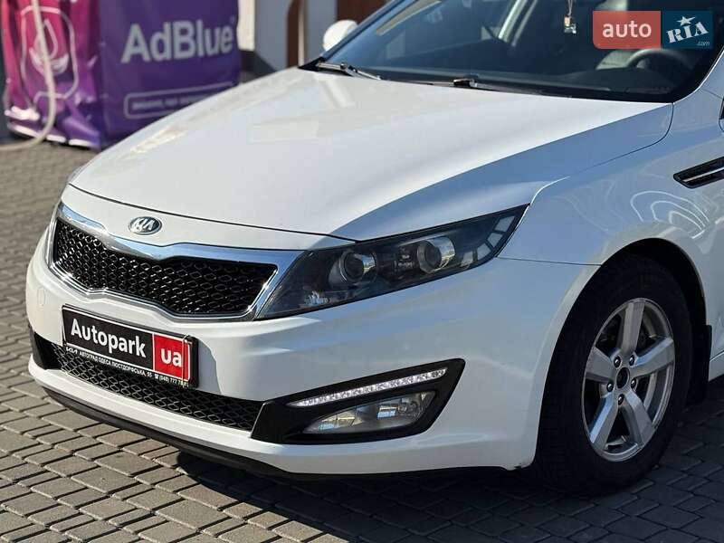 Седан Kia Optima 2012 в Одессе