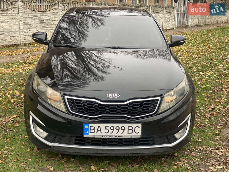Седан Kia Optima 2013 в Новомиргороде