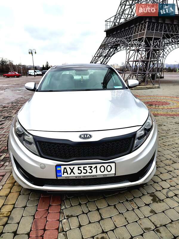 Седан Kia Optima 2011 в Харкові