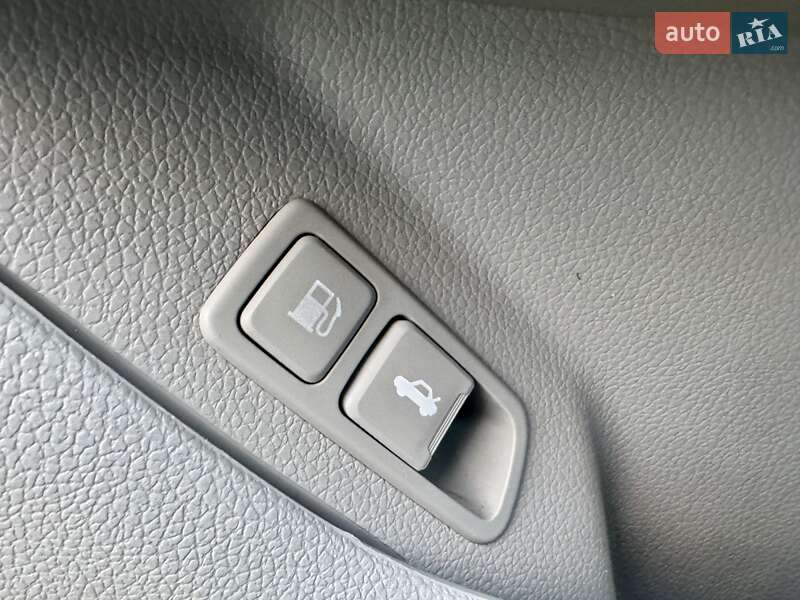 Седан Kia Optima 2013 в Киеве фото 12 Седан Kia Optima 2013 в Киеве