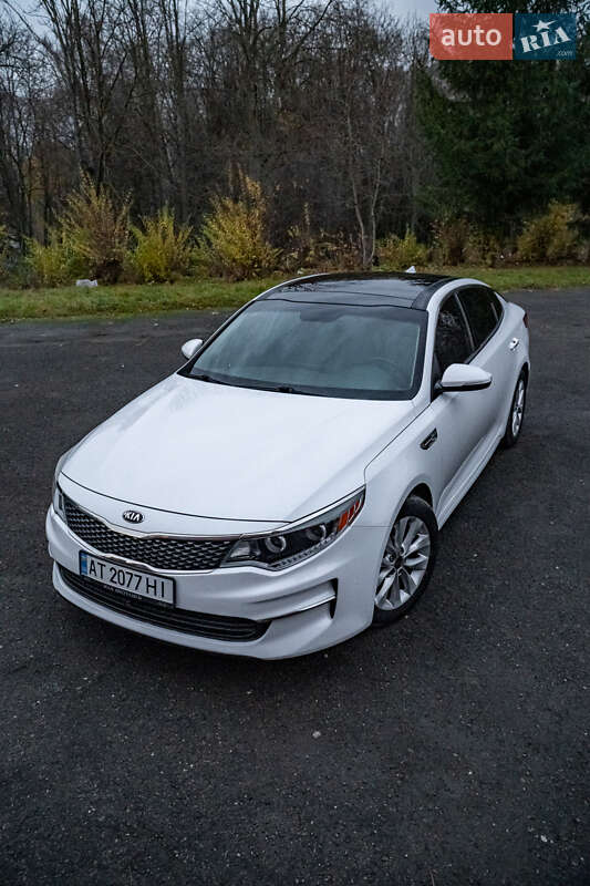 Седан Kia Optima 2016 в Бурштыне