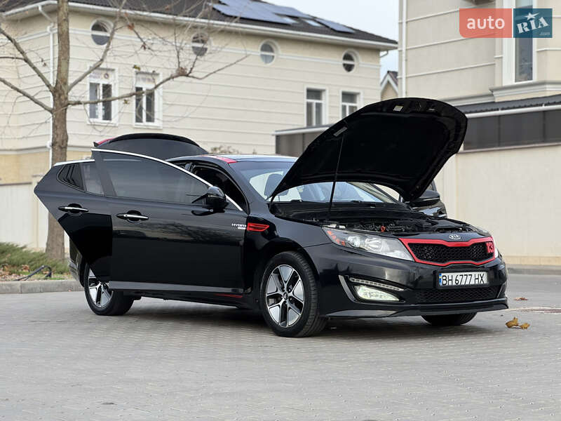 Седан Kia Optima 2013 в Одессе