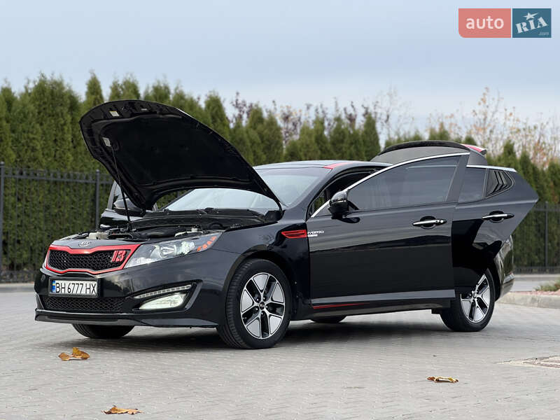 Седан Kia Optima 2013 в Одессе