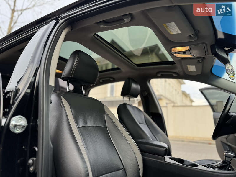 Седан Kia Optima 2013 в Одессе