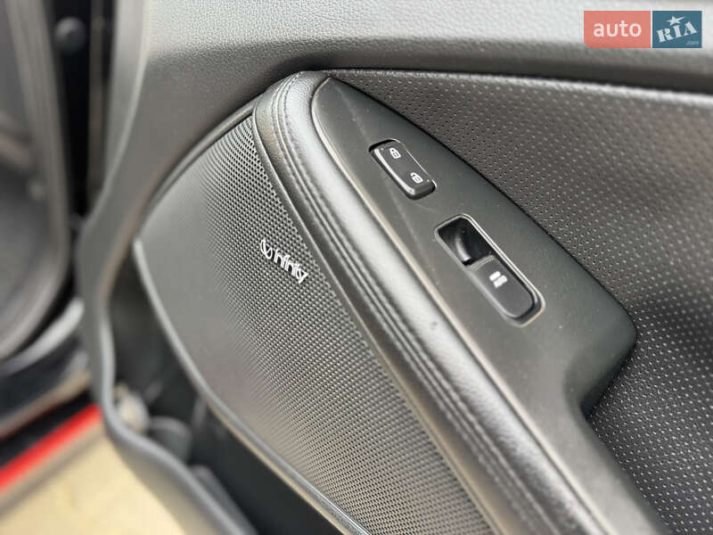 Седан Kia Optima 2013 в Одессе