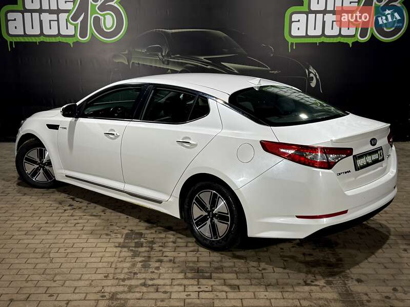 Седан Kia Optima 2013 в Одессе