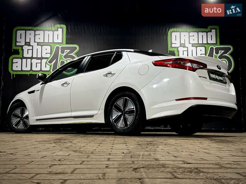 Седан Kia Optima 2013 в Одессе