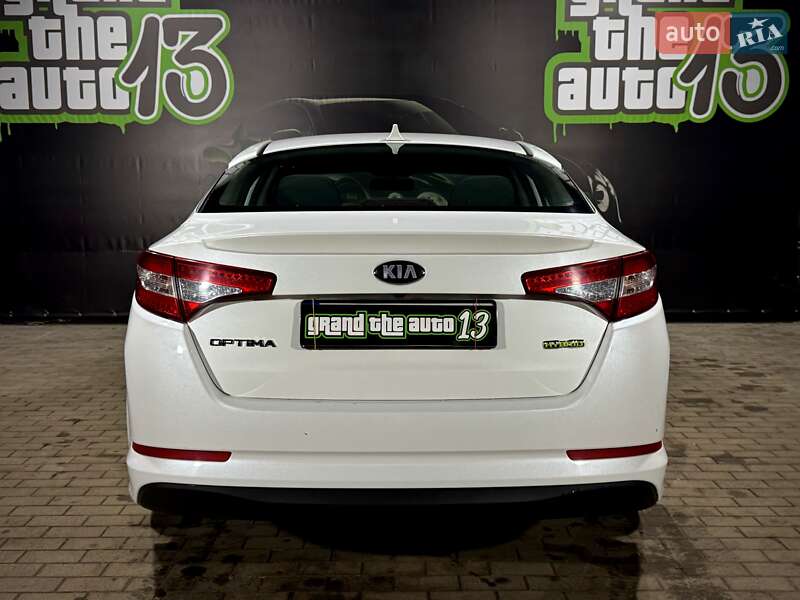 Седан Kia Optima 2013 в Одессе