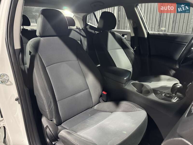 Седан Kia Optima 2013 в Одессе