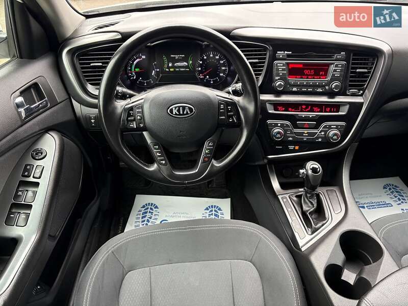 Седан Kia Optima 2012 в Виннице