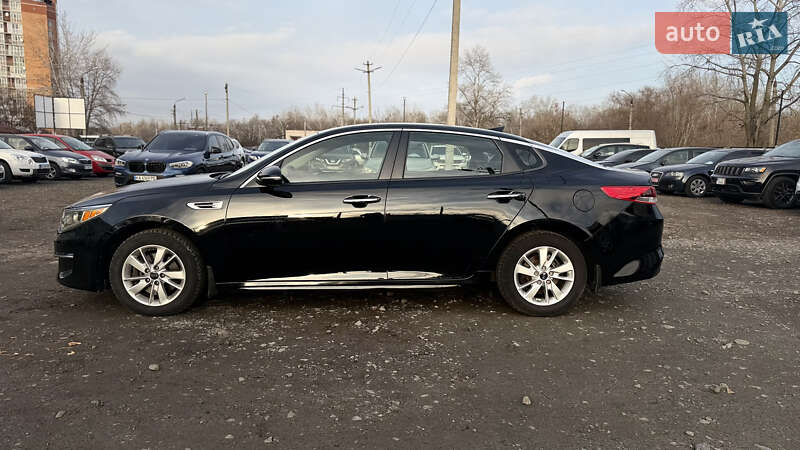Седан Kia Optima 2017 в Полтаве