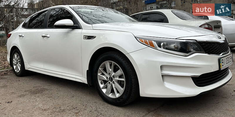 Седан Kia Optima 2016 в Полтаве