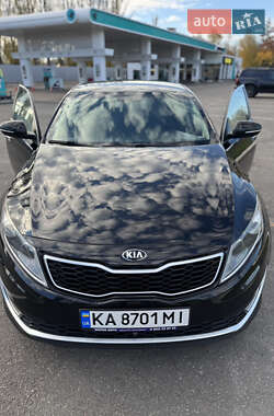 Седан Kia Optima 2012 в Києві