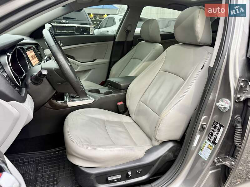 Седан Kia Optima 2012 в Харькове