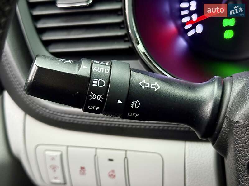 Седан Kia Optima 2012 в Харькове