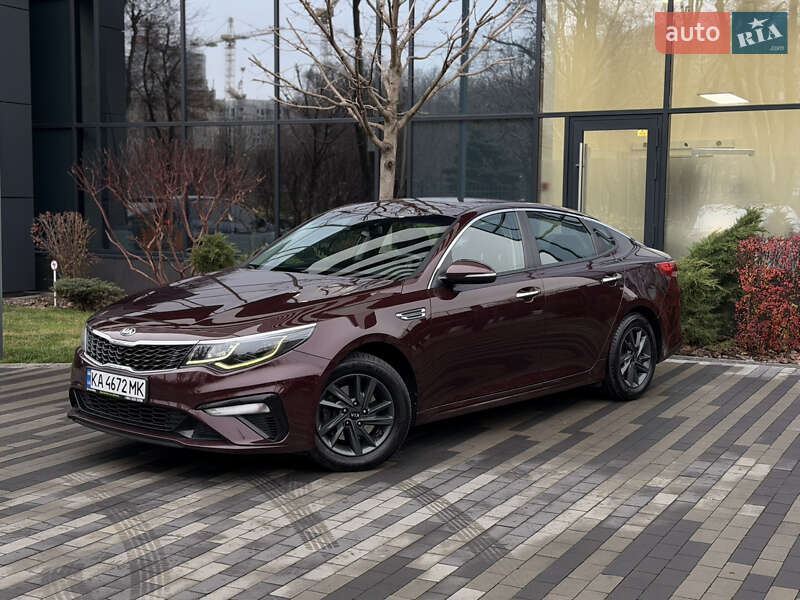 Седан Kia Optima 2020 в Киеве