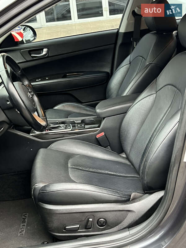 Седан Kia Optima 2018 в Одессе