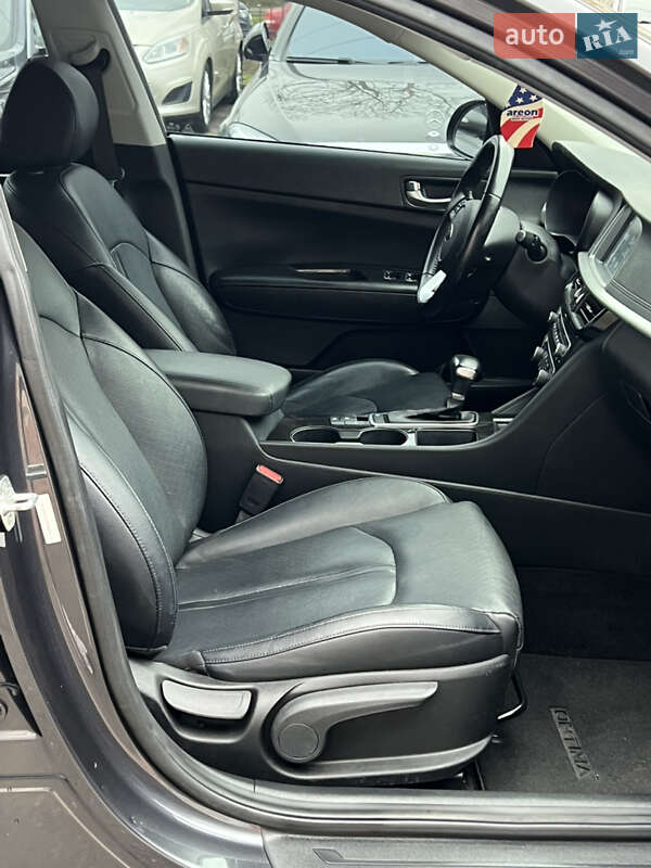 Седан Kia Optima 2018 в Одессе