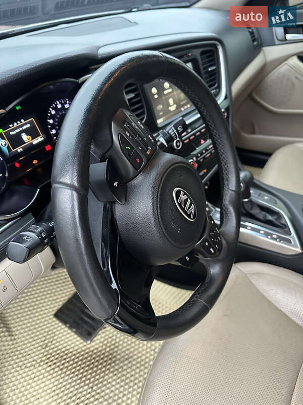 Седан Kia Optima 2014 в Хмельницькому