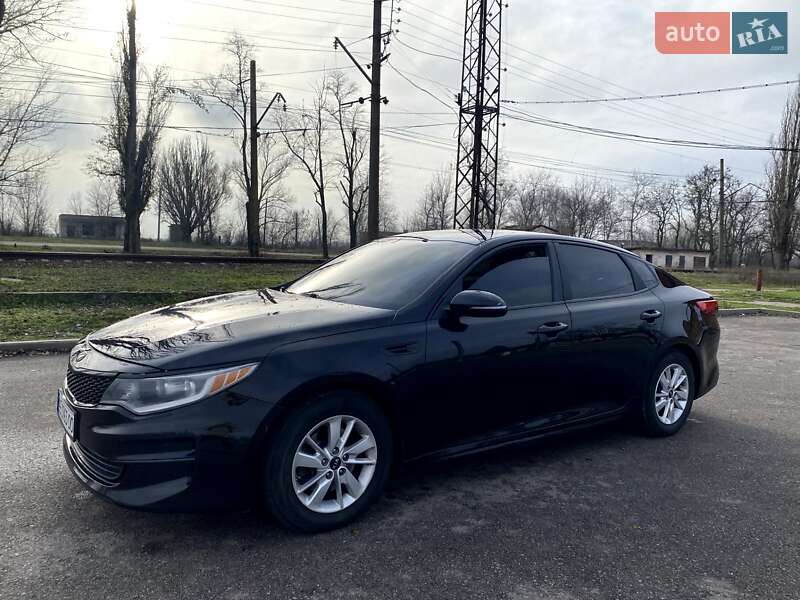 Седан Kia Optima 2016 в Кривом Роге