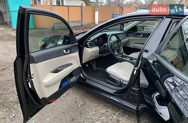 Седан Kia Optima 2017 в Гадяче