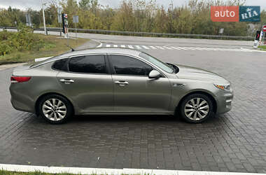 Седан Kia Optima 2016 в Обухове