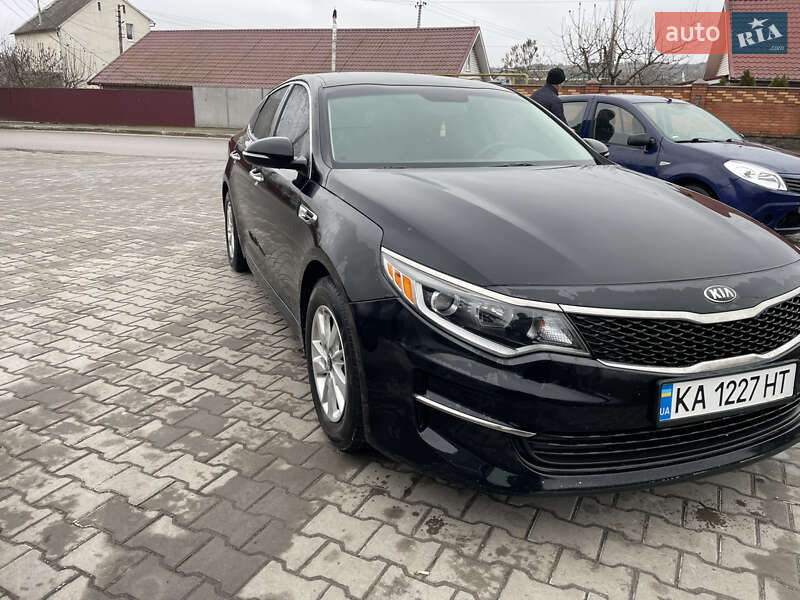 Седан Kia Optima 2016 в Василькові
