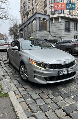 Седан Kia Optima 2016 в Киеве
