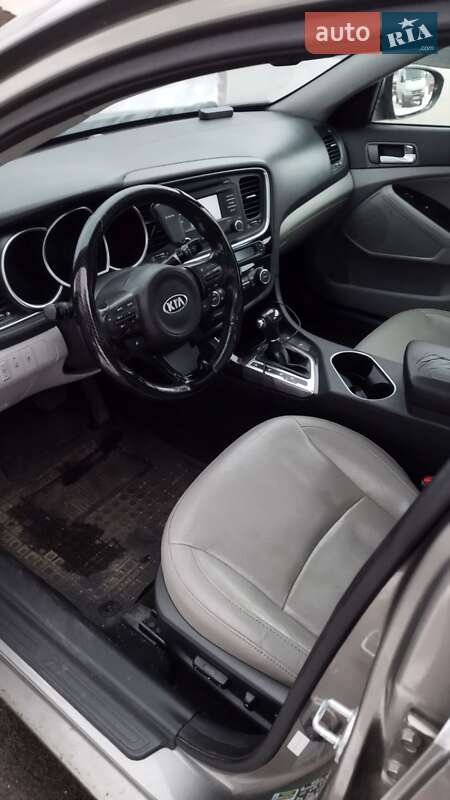 Седан Kia Optima 2015 в Киеве