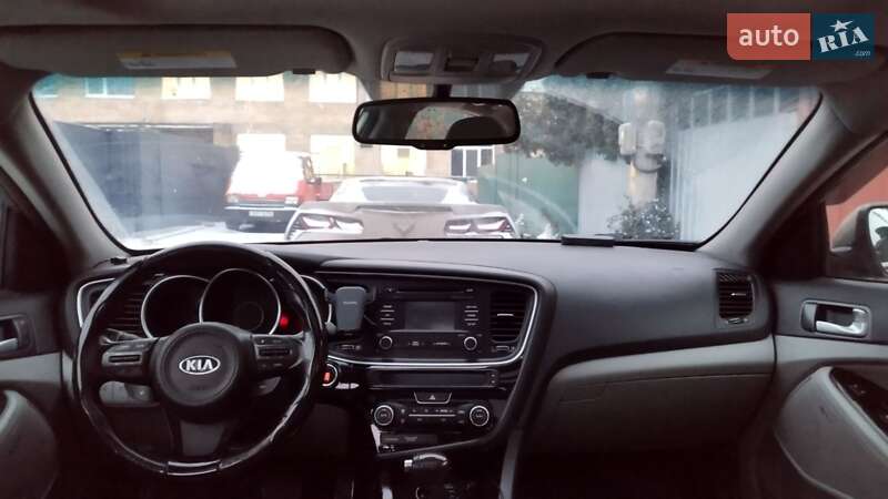 Седан Kia Optima 2015 в Киеве