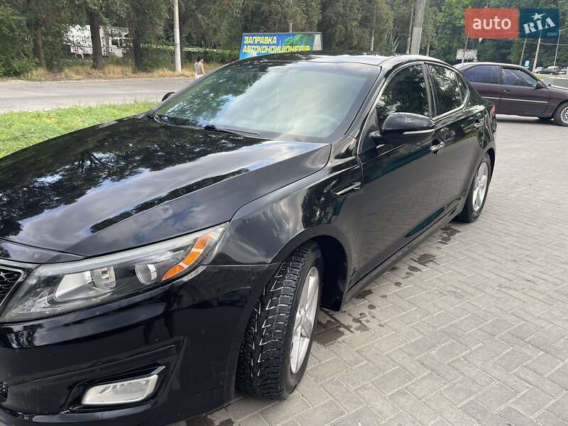 Седан Kia Optima 2013 в Запорожье