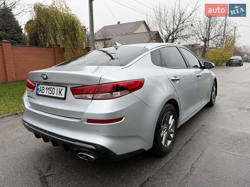 Седан Kia Optima 2018 в Виннице