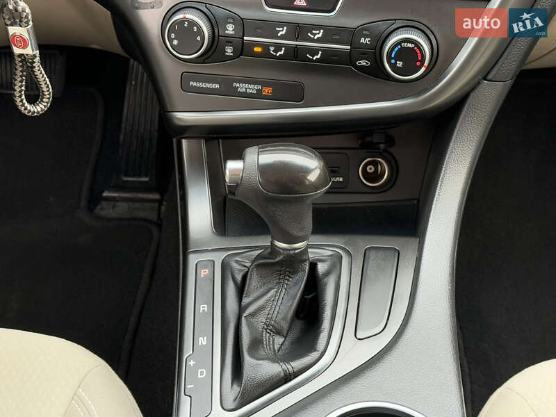 Седан Kia Optima 2013 в Борисполе