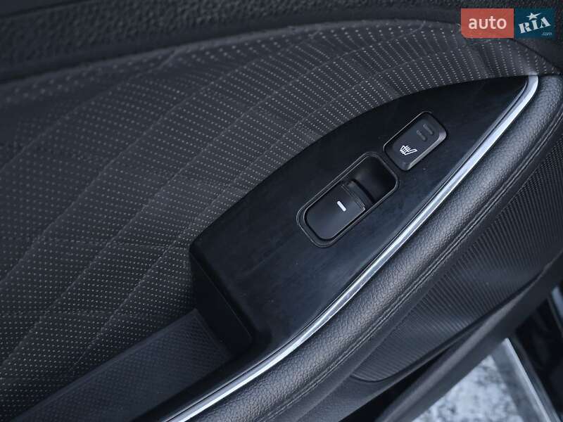 Седан Kia Optima 2014 в Тернополі